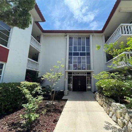 Image 2 - 2615 Seville Boulevard, Clearwater, FL 33764, USA - Condo for sale