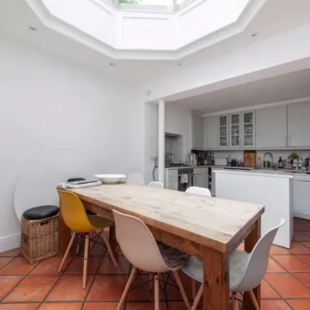 Rent this 3 bed townhouse on Quick Airport Minicabs in Beaufoy Road, London