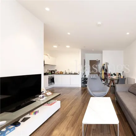 Rent this 2 bed apartment on Sequoi House in Quebec Way, London