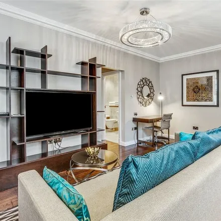 Rent this 1 bed apartment on Fraser Suites Kensington in 75 Cromwell Road, London
