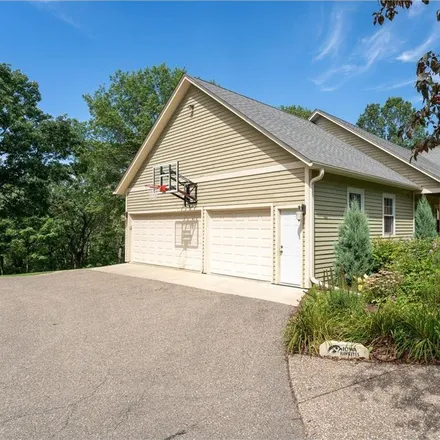 Image 2 - 31045 Hay Creek Hills Drive, Goodhue County, MN 55066, USA - House for sale