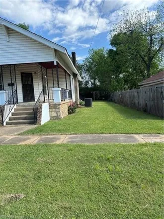 Image 2 - Heavener Public Schools, West 3rd Street, Heavener, Le Flore County, OK 74937, USA - House for sale