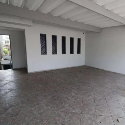 Rent this 4 bed house on Rua Carijós in Jardim do Estádio, Santo André - SP