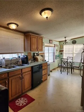 Image 4 - 6035 South Transit Road, South Lockport, NY 14094, USA - Apartment for sale