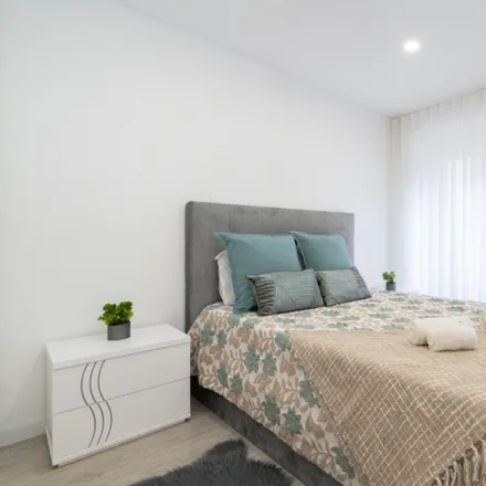 Rent this 2 bed apartment on Rua Escura 13 in 4000-041 Porto, Portugal