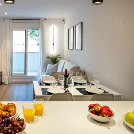 Image 4 - Travessera de Gràcia, 215, 08012 Barcelona, Spain - Apartment for rent