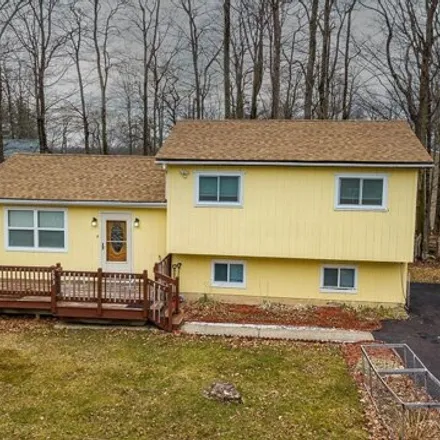 Image 9 - 9581 Millwood Drive, Coolbaugh Township, PA 18466, USA - House for sale