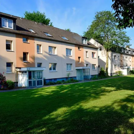 Rent this 2 bed apartment on Papenmoorweg 10 in 22869 Schenefeld, Germany