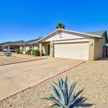 Image 2 - 1725 North Kadota Avenue, Casa Grande, AZ 85122, USA - House for sale