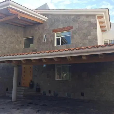 Buy this 4 bed house on CECyTEM Plantel Metepec 1 in Calle Moctezuma, Las Marinas