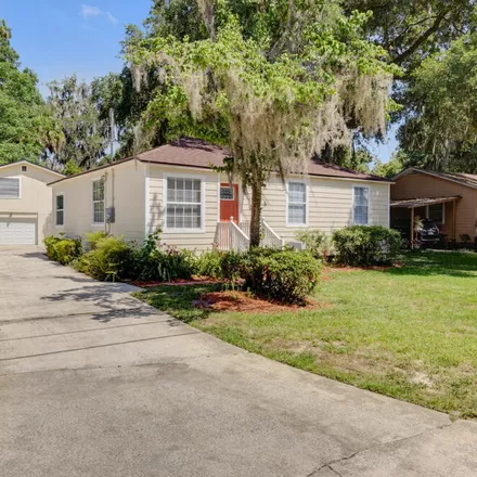 Buy this 4 bed house on 1569 River Hills Circle West in Jacksonville, FL 32211