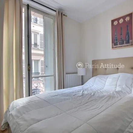Image 5 - 28 Rue de Ponthieu, 75008 Paris, France - Apartment for rent