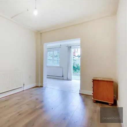 Image 6 - Valnay Street, London, SW17 9PD, United Kingdom - Townhouse for rent