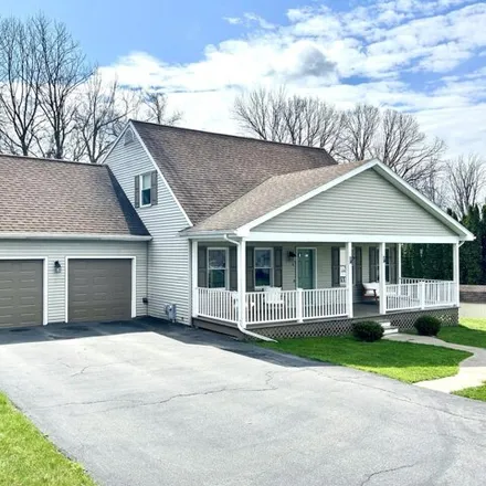 Buy this 3 bed house on 8 Falcon Crest Drive in City of Johnstown, NY 12095