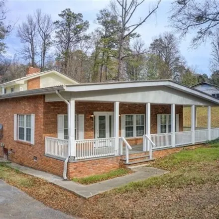 Buy this 3 bed house on Trail Creek Circle in Douglas County, GA 30122
