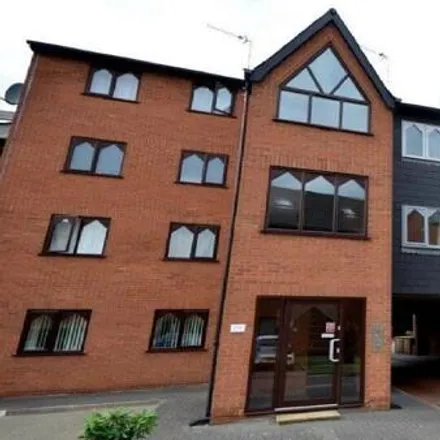 Rent this 2 bed apartment on 17-23 Grosvenor Crescent in Grimsby, DN32 0QJ