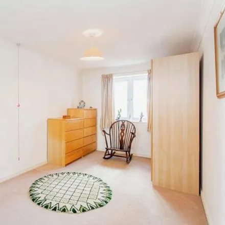 Image 4 - Westcliff Station, Ditton Court Road, Southend-on-Sea, SS0 7ES, United Kingdom - Apartment for sale