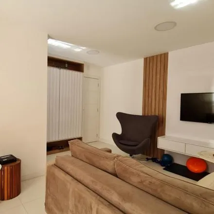 Buy this 2 bed apartment on Edificio Ilha Bela in Rua Desembargador Augusto Botelho, Praia da Costa
