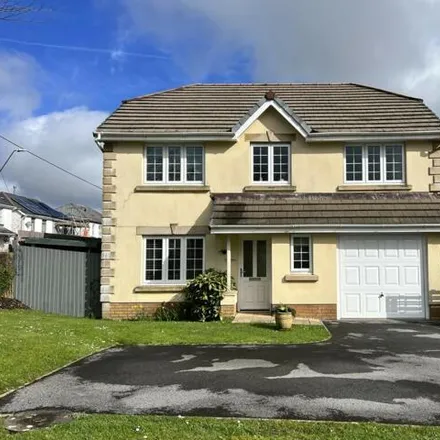 Buy this 4 bed house on Saron Primary School in Maes yr Ysgol, Ammanford