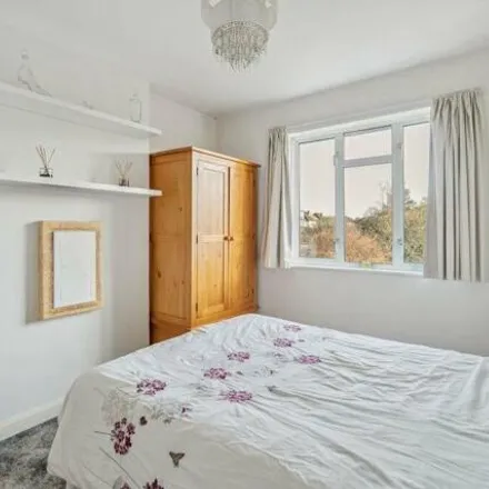 Image 7 - Collins Drive, London, HA4 9EL, United Kingdom - Duplex for sale