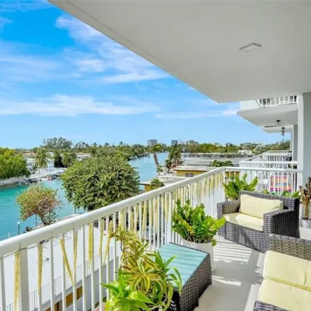 Buy this 2 bed condo on 130 South Shore Drive in Isle of Normandy, Miami Beach