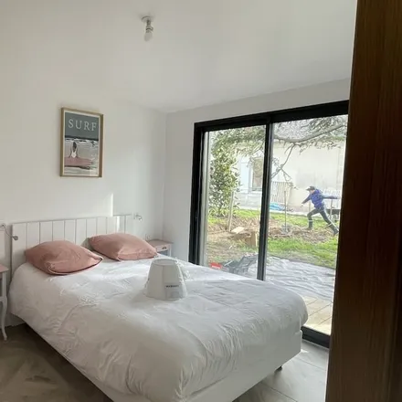 Rent this 2 bed house on 14990 Bernières-sur-Mer