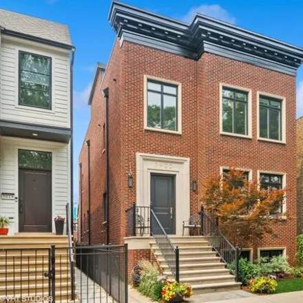 Buy this 6 bed house on 3622 North Leavitt Street in Chicago, IL 60625