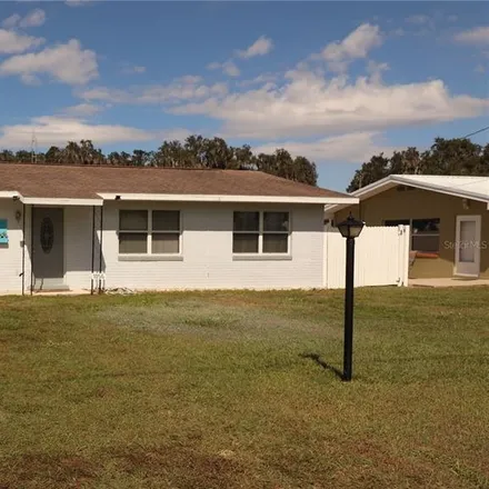 Buy this 2 bed house on 1038 County Road 463 in Sumter County, FL 33538