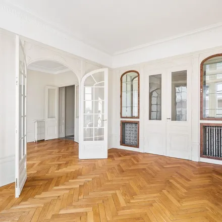 Rent this 4 bed apartment on Allée des Villas in 69006 Lyon, France