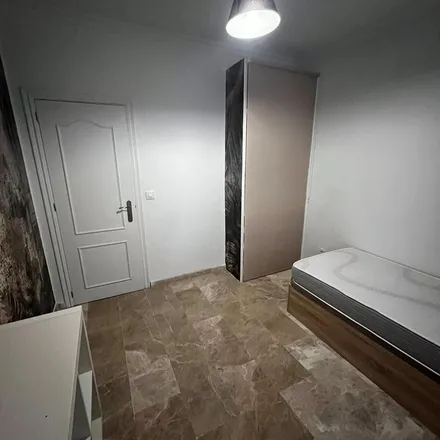 Rent this 4 bed apartment on Ayuntamiento de Salteras in Plaza de España, 41909 Salteras