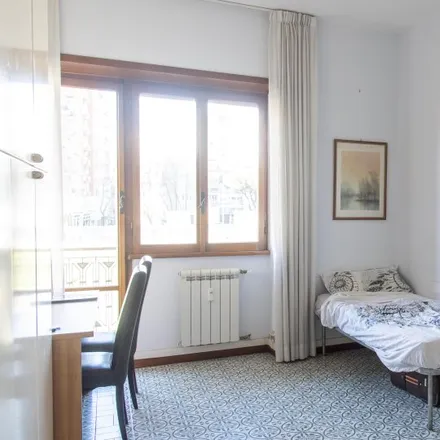 Rent this 7 bed room on Ufficio postale Roma 178 in Via Latina, 00183 Rome RM