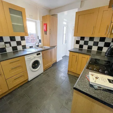 Rent this 4 bed apartment on KENSINGTON/HOLT RD in Kensington, Liverpool