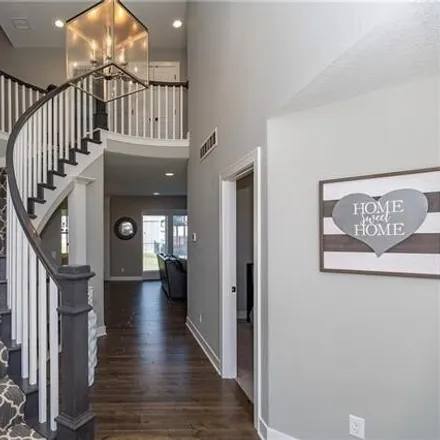 Image 4 - 8404 Northeast 89th Street, Kansas City, MO 64157, USA - House for sale