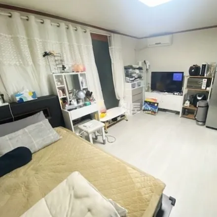 Image 3 - 서울특별시 송파구 석촌동 234-15 - Apartment for rent