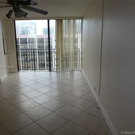 Image 6 - Plaza of the Americas Building 4, North Bay Road, Sunny Isles Beach, FL 33160, USA - Apartment for rent