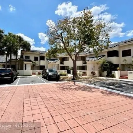 Buy this 2 bed condo on 8048 Northwest 15th Manor in Plantation, FL 33322