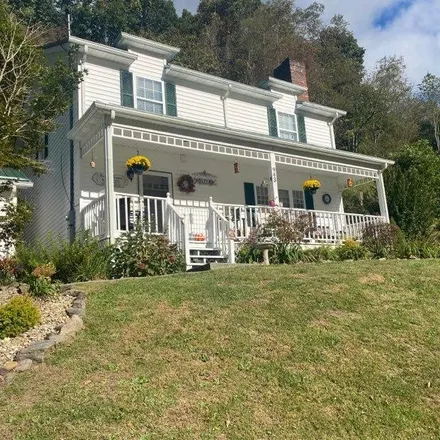 Buy this 3 bed house on 942 Cedar Creek Drive in Tazewell County, VA 24637