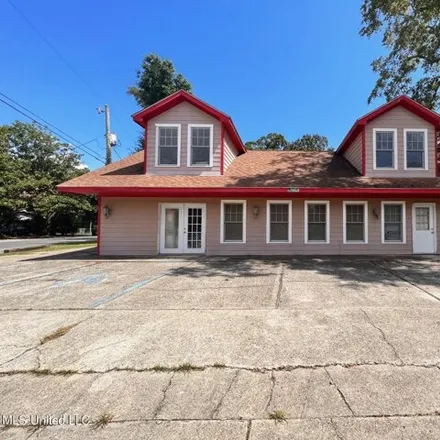 Buy this studio house on 1824 Pratt Avenue in Gulfport, MS 39501