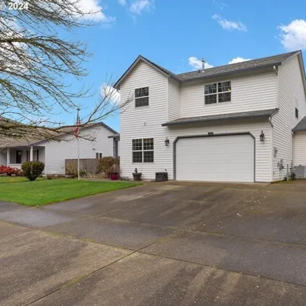 Buy this 4 bed house on 1423 Primrose Lane in Forest Grove, OR 97116