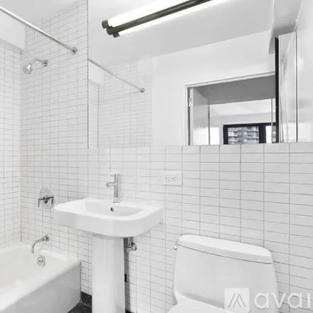 Image 4 - 222 E 39th St, Unit 19G - Apartment for rent