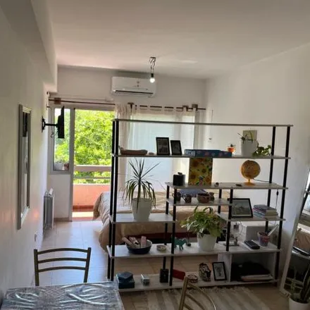 Buy this studio apartment on Jorge Santiago Bynnon 1478 in Adrogué, Argentina