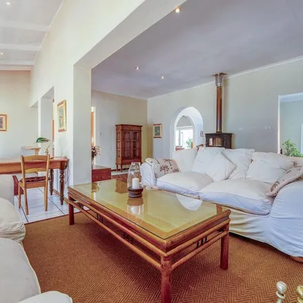 Image 4 - 3rd Avenue, Parktown North, Rosebank, 2024, South Africa - Apartment for rent