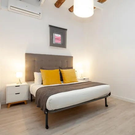 Rent this 2 bed apartment on Carrer d'en Robador in 5, 08001 Barcelona