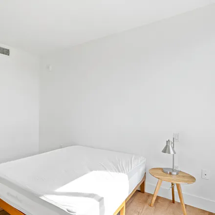 Image 4 - 5639 Lexington Ave, Los Angeles, California 90038, United States  Los Angeles California - Apartment for rent