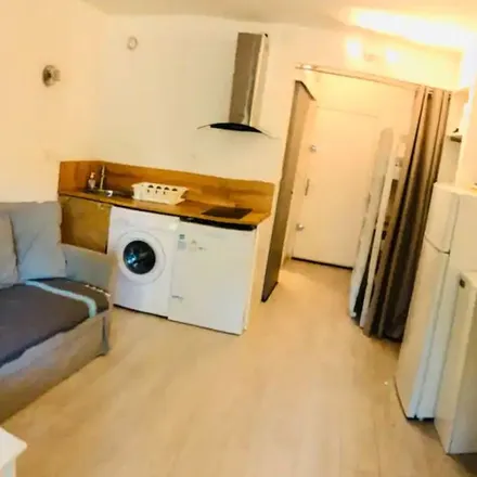 Rent this 1 bed apartment on 1219 Avenue du Littoral in 83270 Saint-Cyr-sur-Mer, France