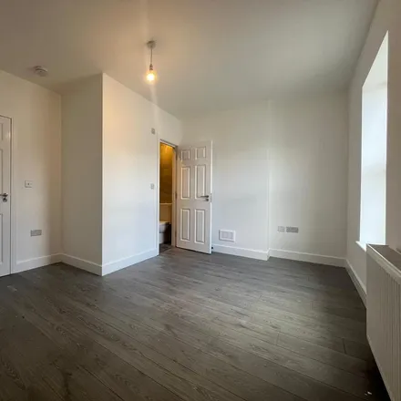 Image 2 - Llanover Road, London, SE18 3ST, United Kingdom - Room for rent