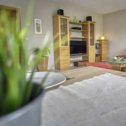 Rent this 1 bed apartment on 54422 Züsch