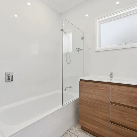 Image 1 - Robey Street, Maroubra NSW 2035, Australia - Apartment for rent