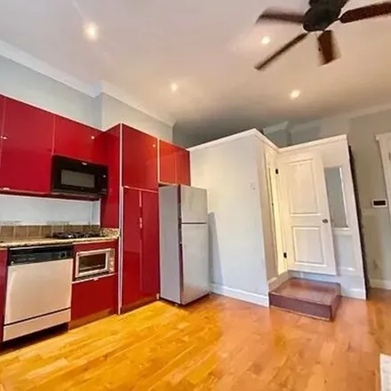 Rent this studio townhouse on 146 Summit Street in New York, NY 11231