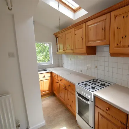 Image 2 - Reservoir Road, Metchley, B29 6ST, United Kingdom - House for rent